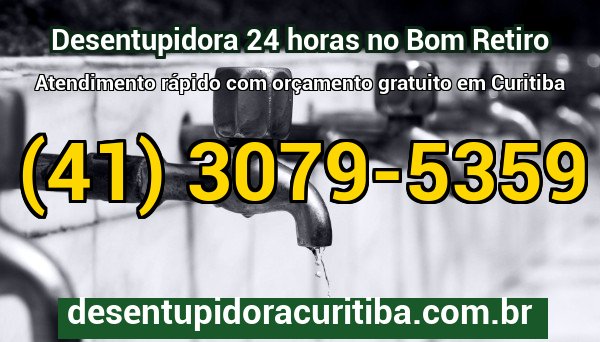 Técnico da Desentupidora Curitiba realizando desentupimento profissional em residência no bairro Bom Retiro